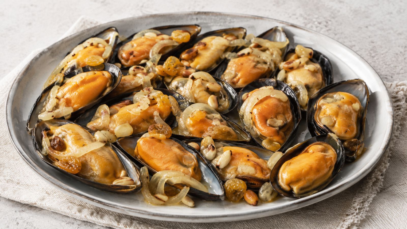 COZZE E MESI CON LA “R”: QUANDO IL MARE INCONTRA IL SAOR VENEZIANO